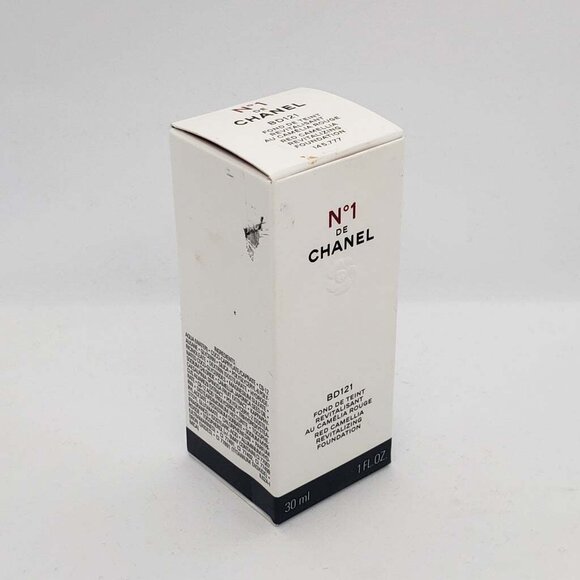 Chanel No.1 de CHANEL Red Camelia Revitalizing Foundation BD121 - Picture 2 of 3